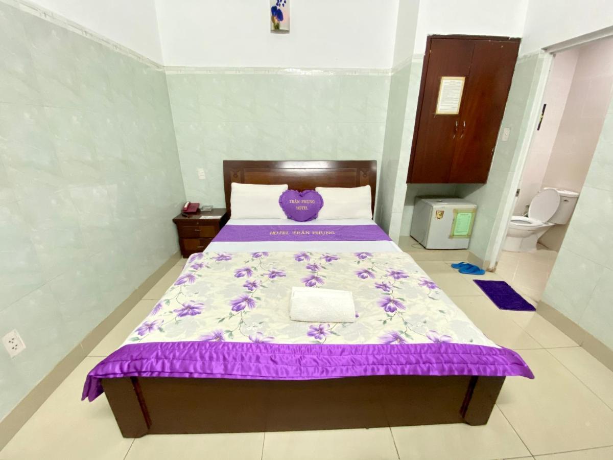 Tran Phung Hotel Ho Chi Minh City Exterior photo