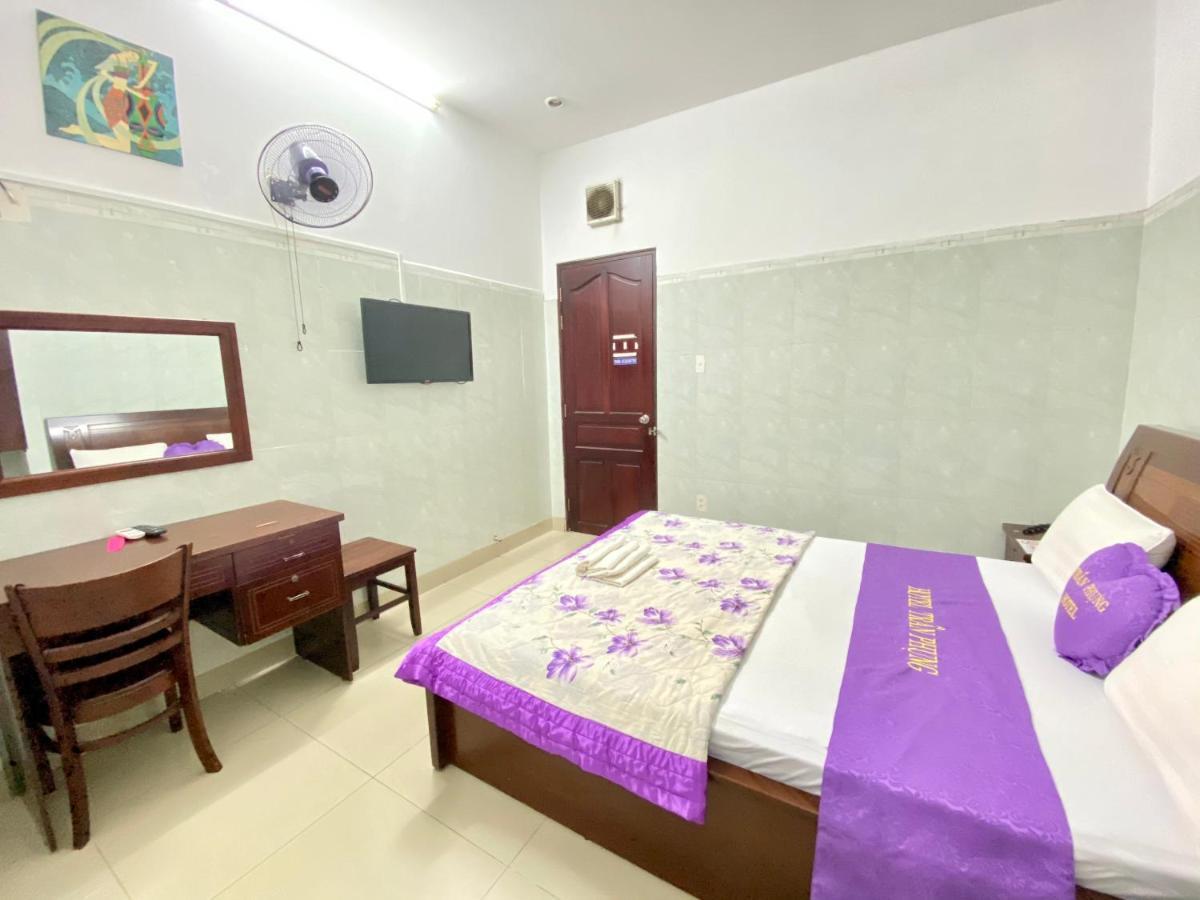 Tran Phung Hotel Ho Chi Minh City Exterior photo